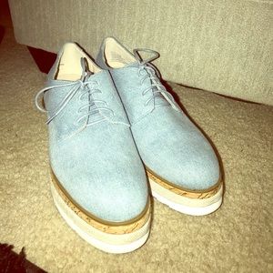 Shoe Dazzle Sneakers